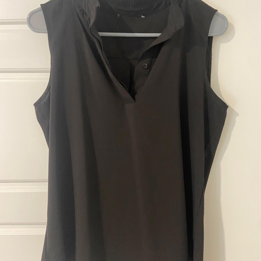 Collared Sleeveless Dress shirt